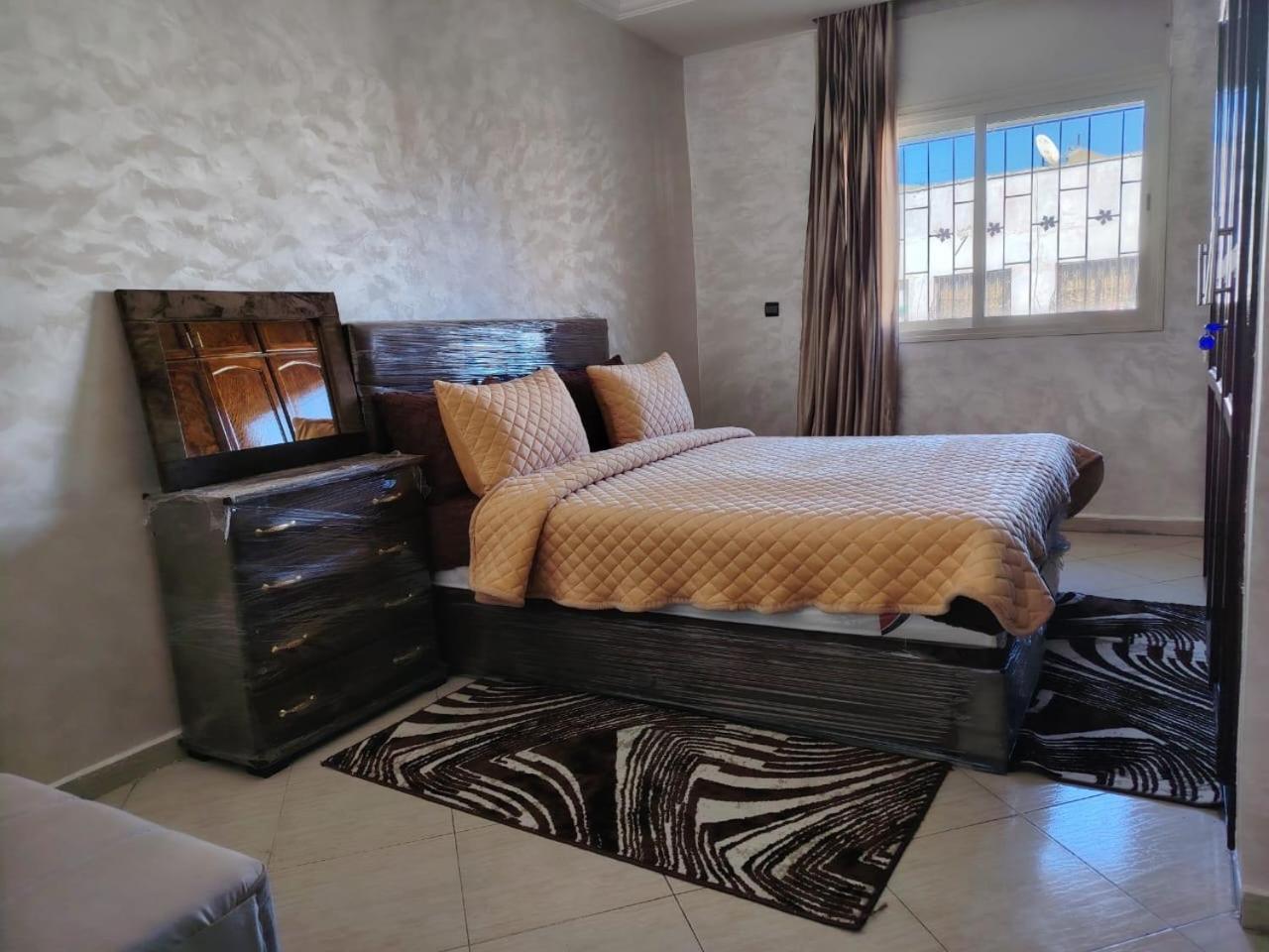 Apartment Modern Hideaway In *